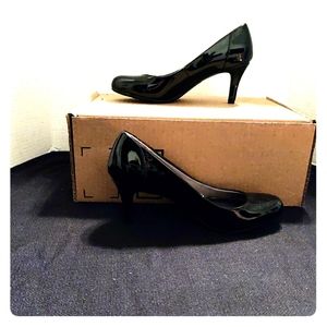 Life Stride Women's Lively Dress Pumps